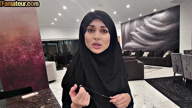 DTF amateur hijab bae pussy riding in POV