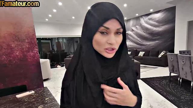 DTF amateur hijab bae pussy riding in POV