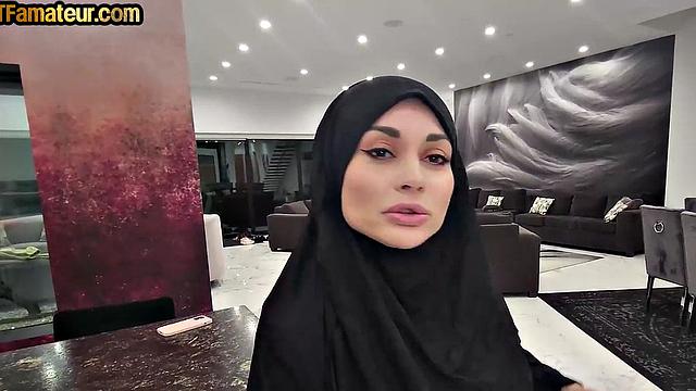 DTF amateur hijab bae pussy riding in POV