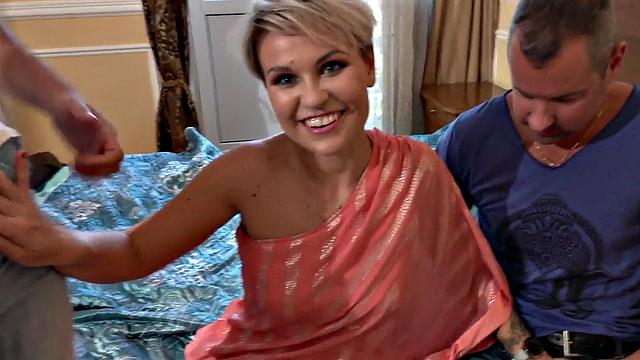 Shorthair babe blowing and getting stuffed in both holes