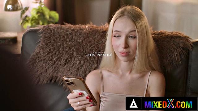 MIXEDX - Stepsister Betrayal - Zazie & Nata's Hate-Fueled Pussy Feast and Scissoring