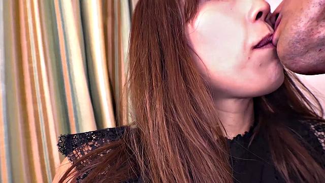 Forty mature sexy Japanese model Miss Mari Mizutani nude