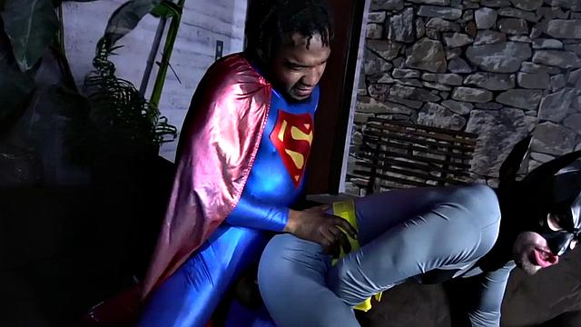Hung black man barebacking batman after getting blown