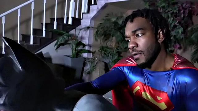 Hung black man barebacking batman after getting blown