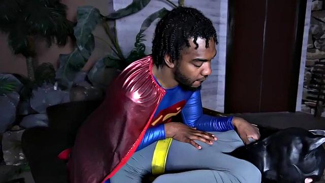 Hung black man barebacking batman after getting blown