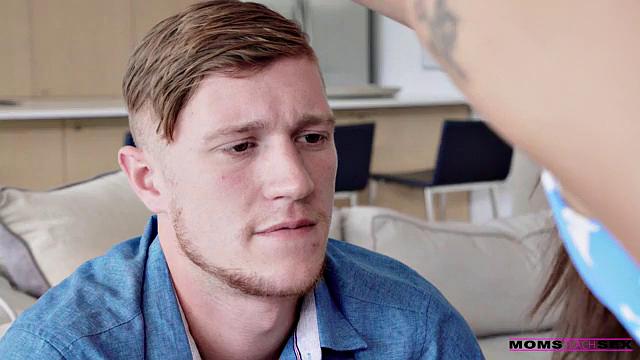 Three Steps To Seduce Your Step Mom - S12:E1