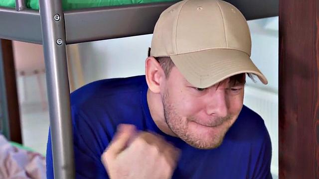 21yo hairy babe drilled by big dick in wet pussy