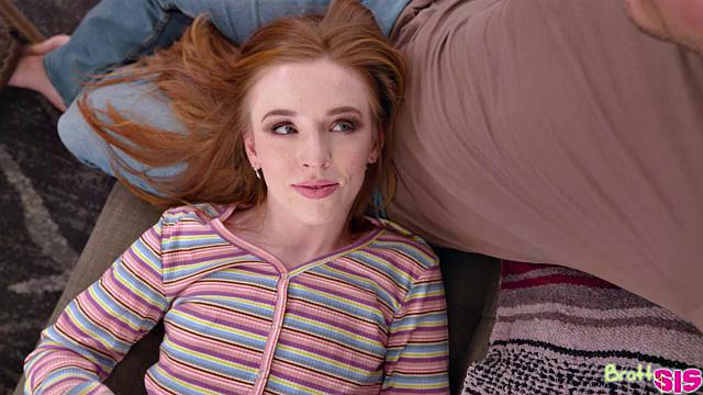 Do My Boobies Fit This Bra? - S22:E2