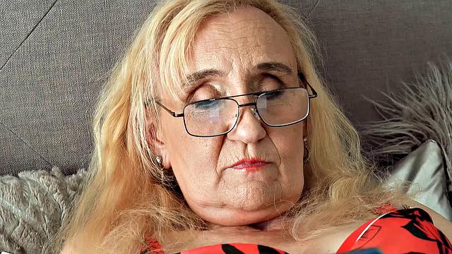 MATURE4K. Blonde woman over fifty follows own needs of carnal fun