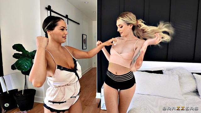 Mating with Her Bestie