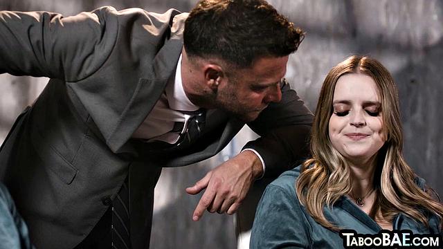 Busty sluts pussybanged 4some