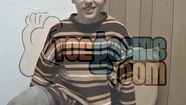 A Jack Off Session Ending in Foot Jizz - Wiley