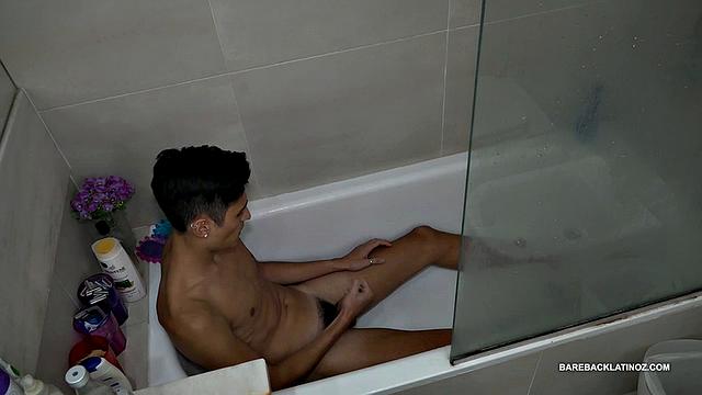 Our featured solo boy of the week is a Latin boy who decides to get naked in the bath tub.