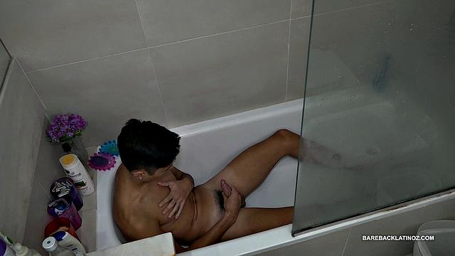 Our featured solo boy of the week is a Latin boy who decides to get naked in the bath tub.