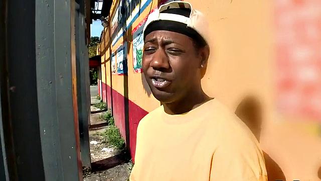 Pulled amateur Nubian fucked outdoor in public