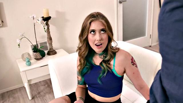 Fullbush beauty enjoys foursome as a swinger