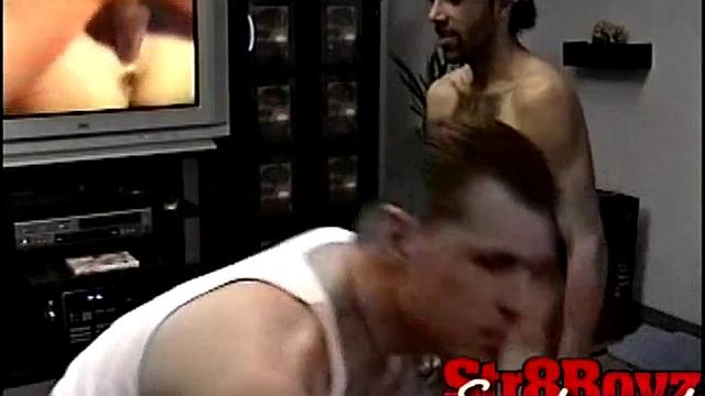 Straight Enrique Fucks Vinnie