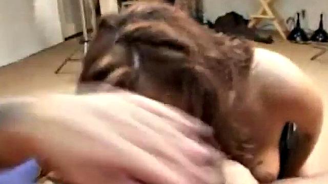 Glamour Venus gagging on dick