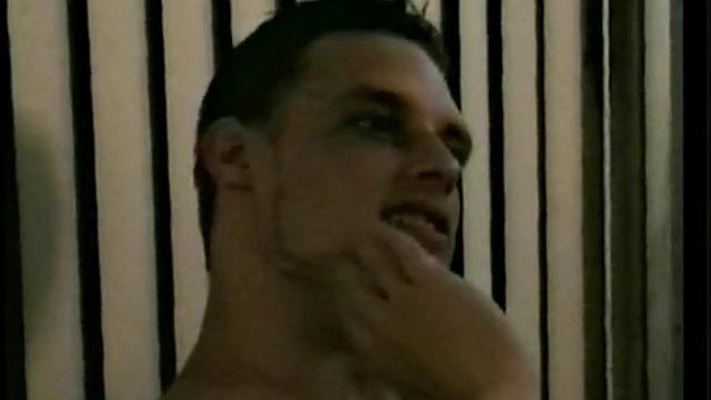 Sraight Boy Buzz Blows Vince