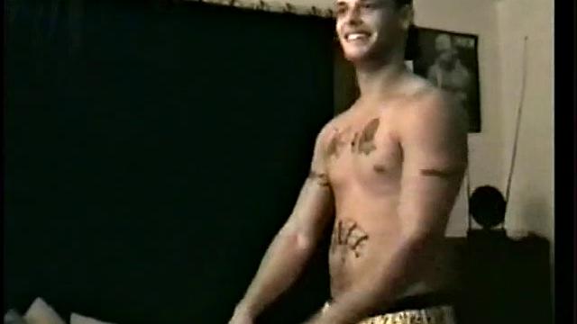 Sraight Boy Buzz Blows Vince