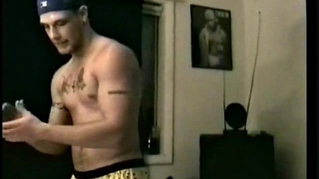 Sraight Boy Buzz Blows Vince