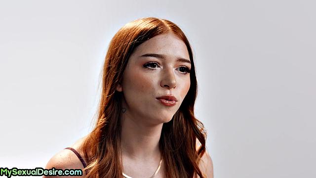 Redhead petite babe toyfucking solo