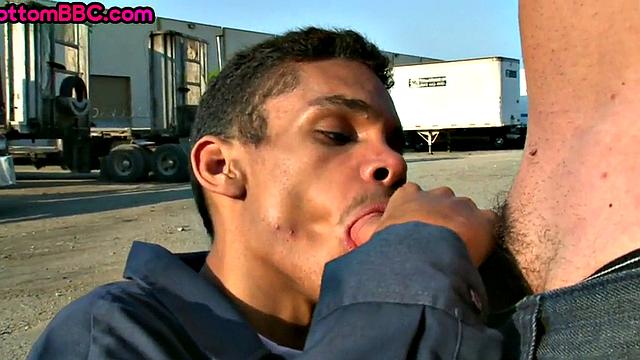 Real Nubian worker nailed outdoors after picked up