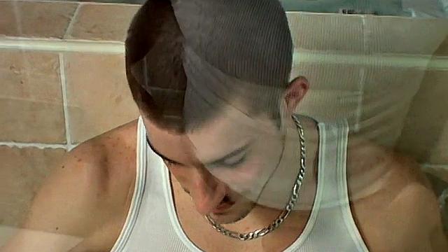 Mike Roberts Pissing In The Tub - Mike Roberts