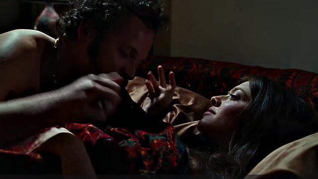 Amanda Seyfried topless moments