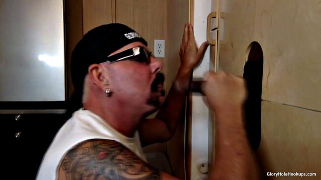 Gloryhole Throat and Sex