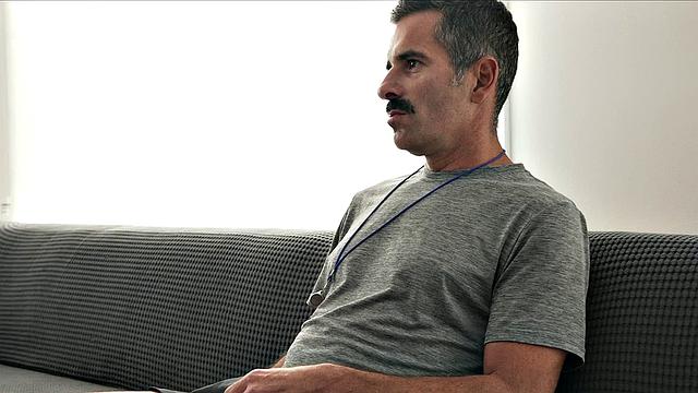 Daddybottoms bareback fucked in threesome by gay