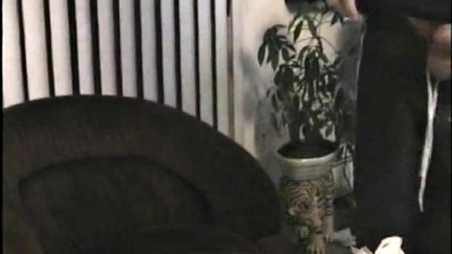 Франко глотает и шутит о своем умении засовывать глубже, чем кредитка в долг