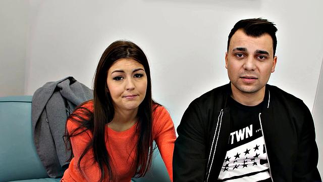 HUNT4K. Man shares GF with car seller for some discount