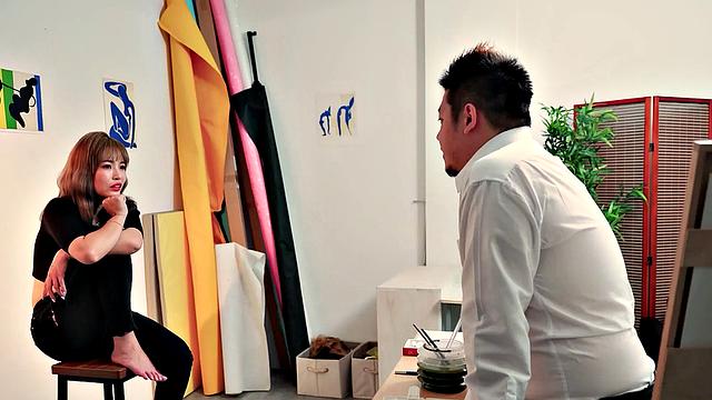 Bad models for a painter and then get him hard so she fucks