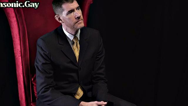 Submissive oiled stud dominated by Mason in anal