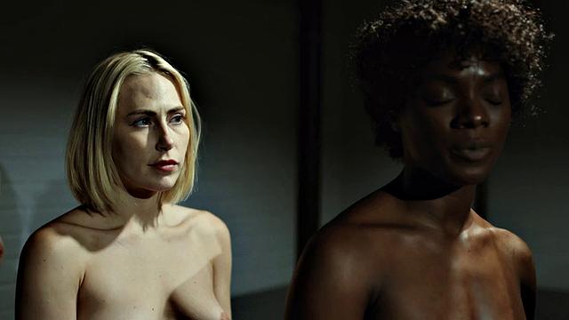 Lesbian inmate pussylicks doctor in prison hospital