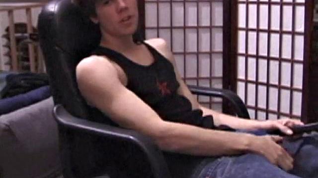 Jayden Gets Dick Stroked