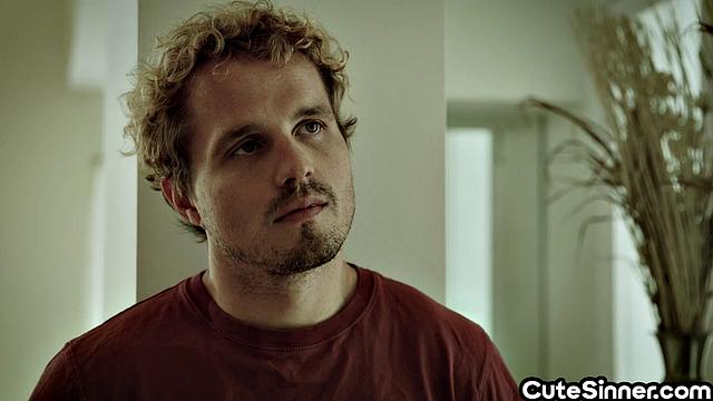 Stunnig bae gets pussylicking by BF