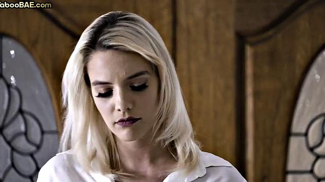 Ebony MILF deepthroating in 3some