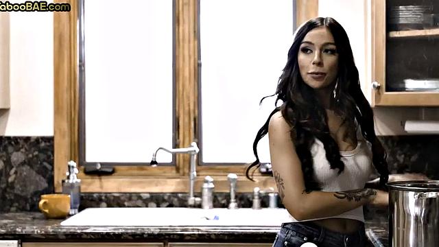 Ebony MILF deepthroating in 3some