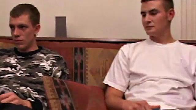 shane стягивает штаны, а rick ловит сперму и терпит жёсткий трах в рот