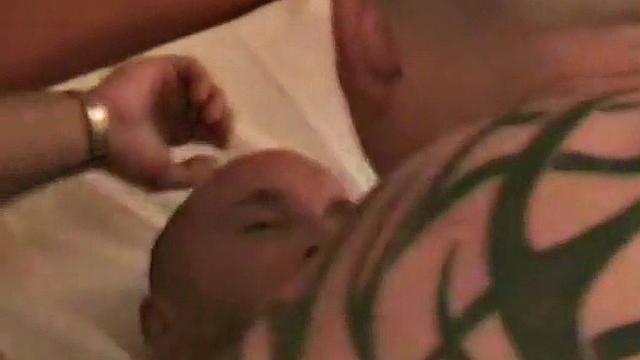 Amateur German gays enjoy bareback until cumshot