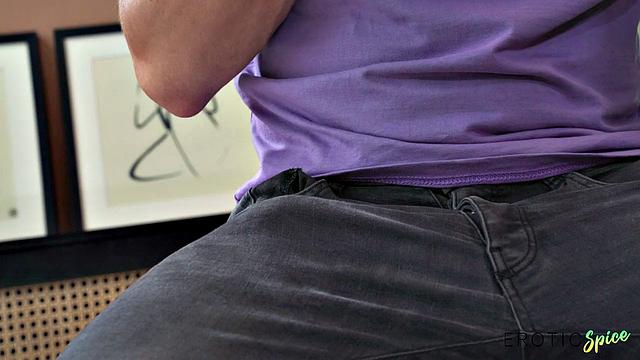 Secret Camgirl Caught by Housemate