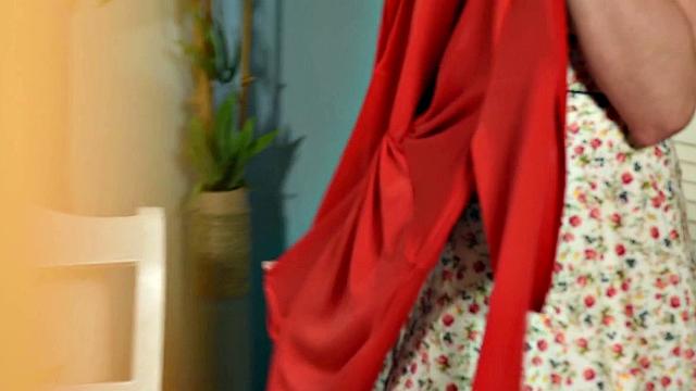 Babyfaced Emma is a flat 18-year-old who can't stop masturbating