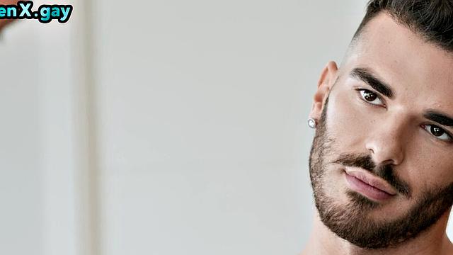 Manly worker barebacked by boss in doggystyle