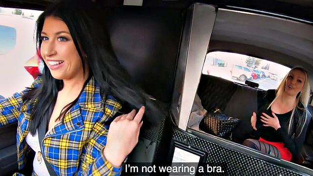 пышногрудая лесбиянка соблазняет британскую таксистку игрушками и пальцами