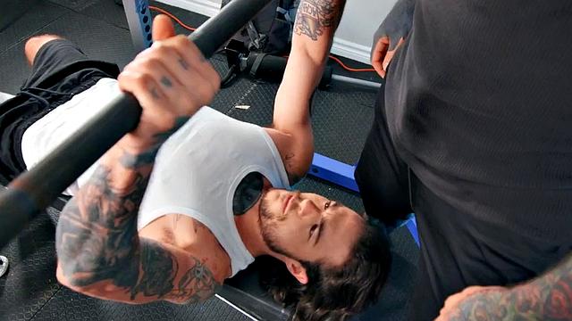 Gym inked gay stud pounding MTF after workout