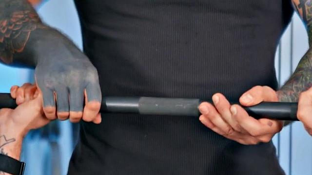 Gym inked gay stud pounding MTF after workout