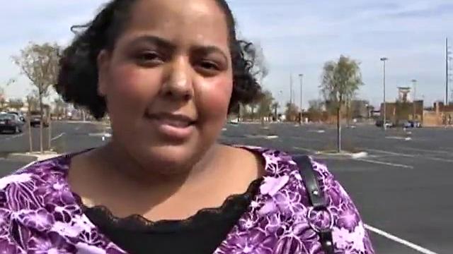 Hefty Taylor Spreads for Cock