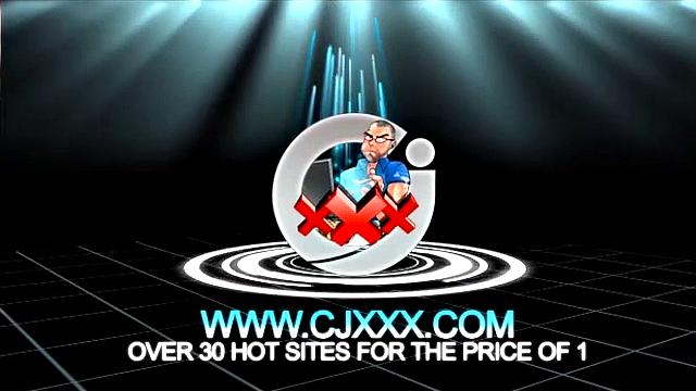 Straight Dino Gets Head